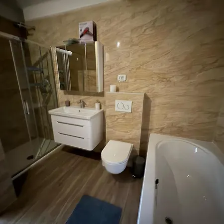 S Bazenom Villa
