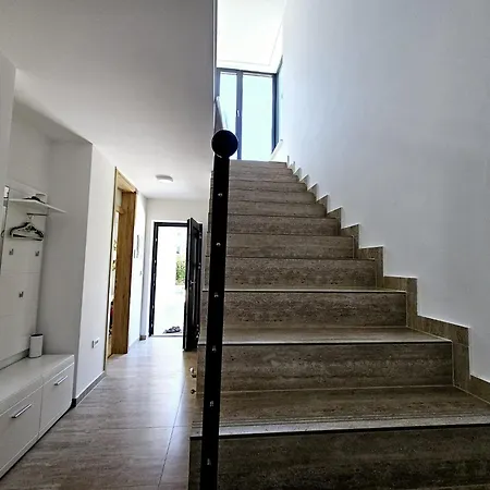 Villa S Bazenom Medulin